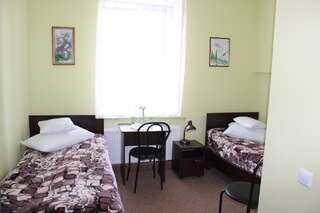 Отель Zhyttedar Ulanov Двухместный номер с 2 отдельными кроватями и ванной-4